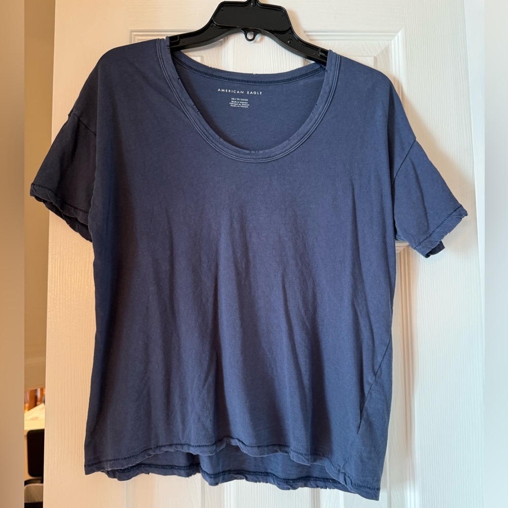 American Eagle Outfitters Navy Short Sleeve Tee